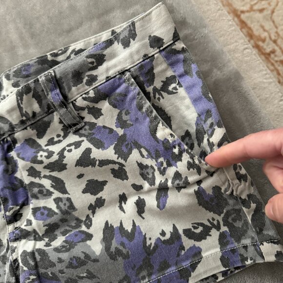 EUC Hurley Gray and Purple Leopard Twill Shorts Sz 13 - Picture 3 of 6